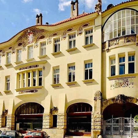 Hotel Okresni Dum Hradec Králové Eksteriør bilde