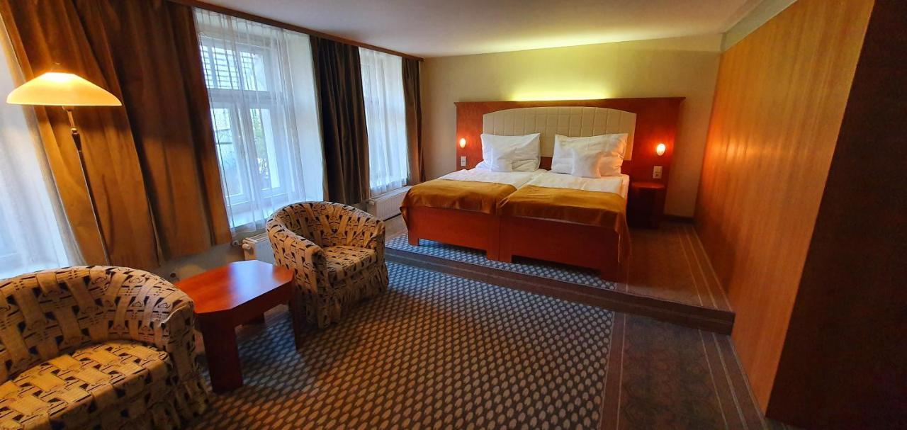 Hotel Okresni Dum Hradec Králové Eksteriør bilde