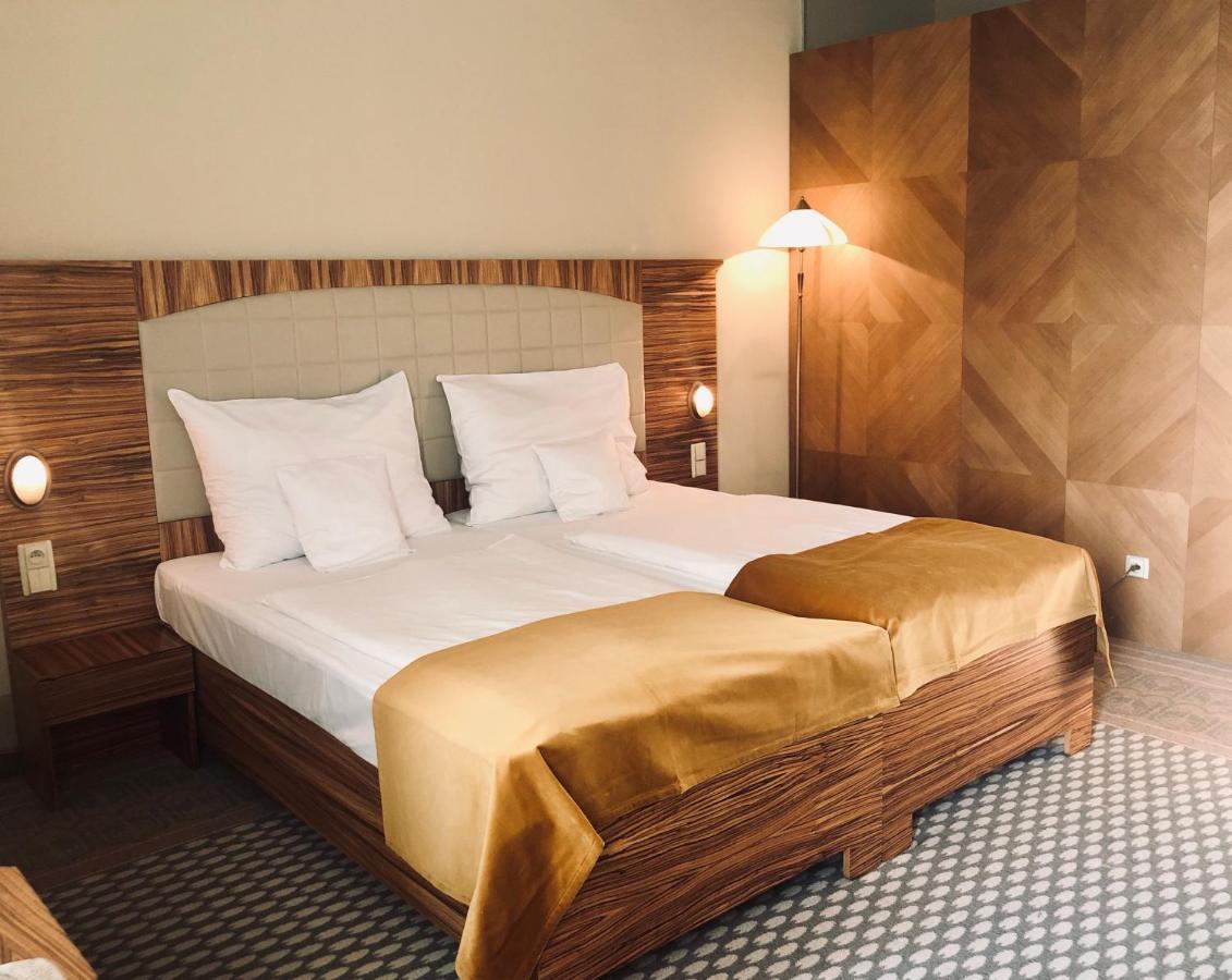 Hotel Okresni Dum Hradec Králové Eksteriør bilde